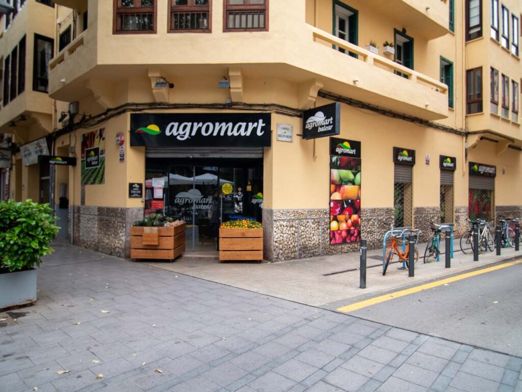 Agromart Blanquerna Palma
