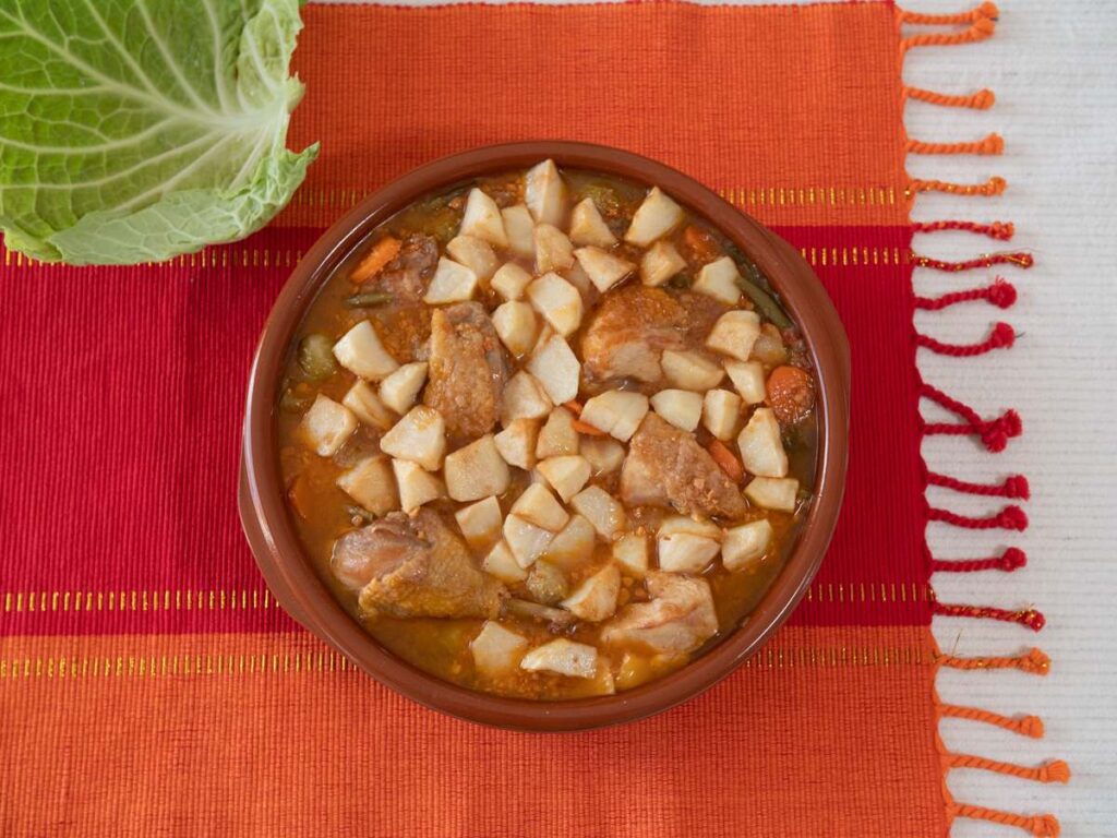 POLLASTRE AMB VERDURETES